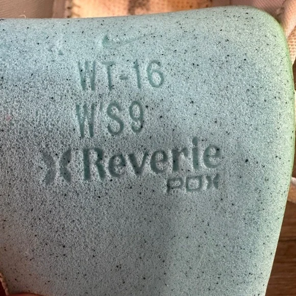 Nike Free TR 8 Women's Training Shoes Gray White Running Sneakers Size 9‎ - Picture 8 of 9